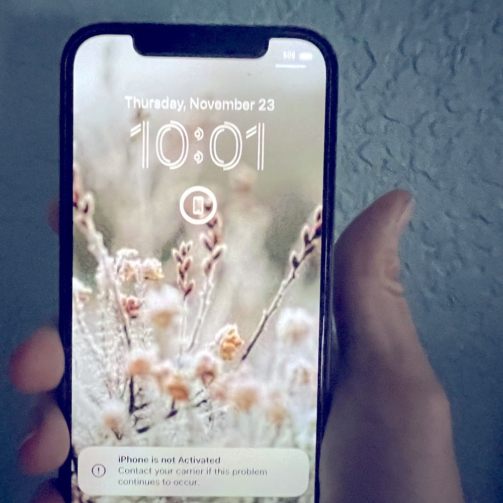 Apple iPhone 12 Black 64 GB great condition, no cracks